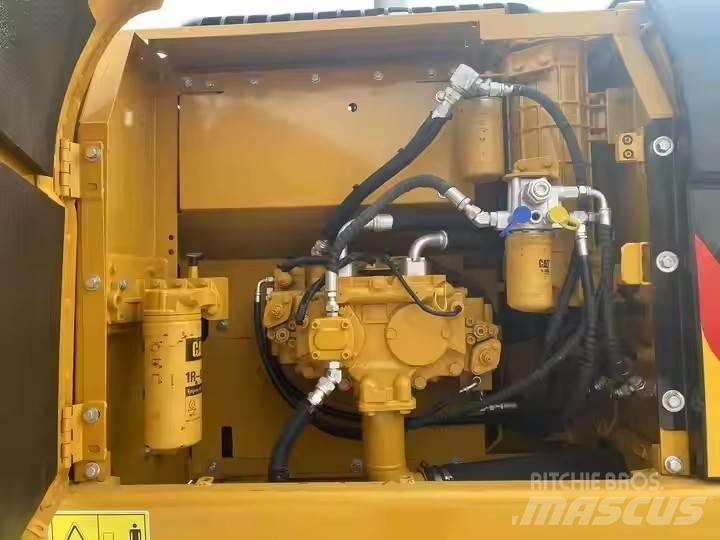 CAT 320 D2 Rupsgraafmachines
