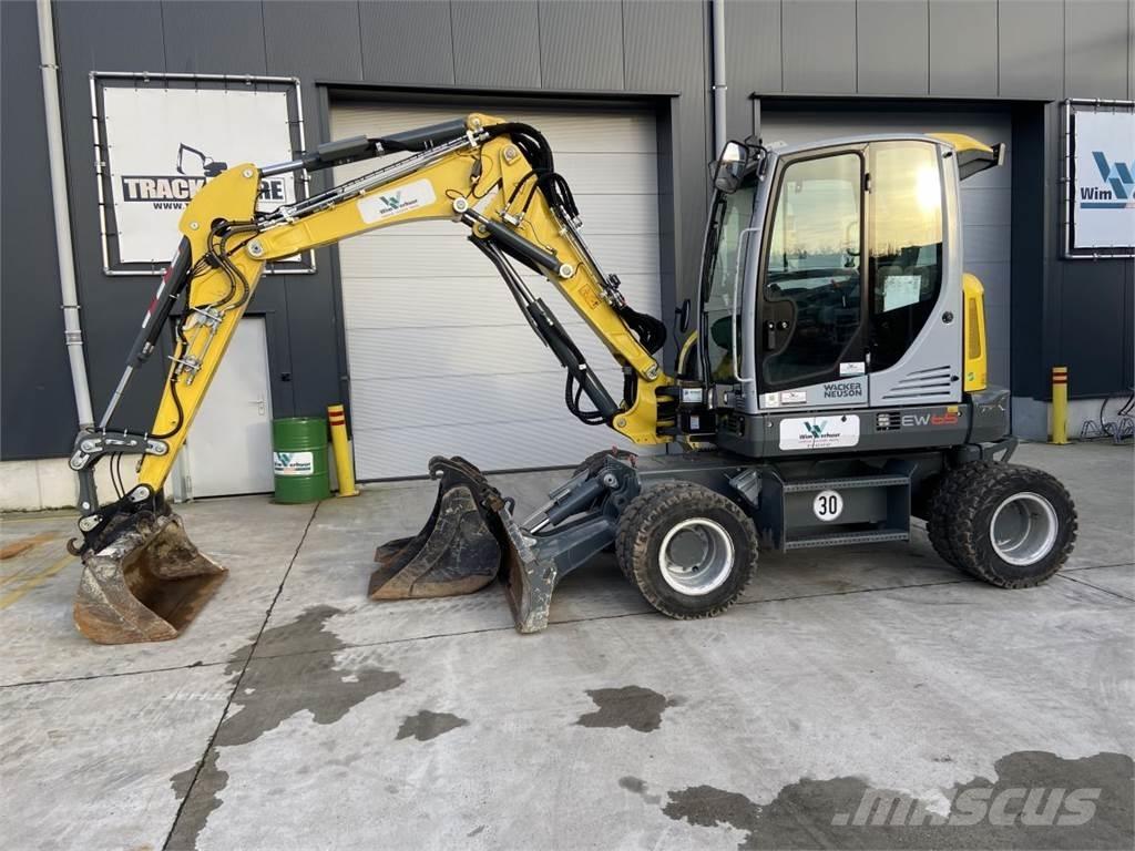 Neuson EW65 (7762) Wielgraafmachines