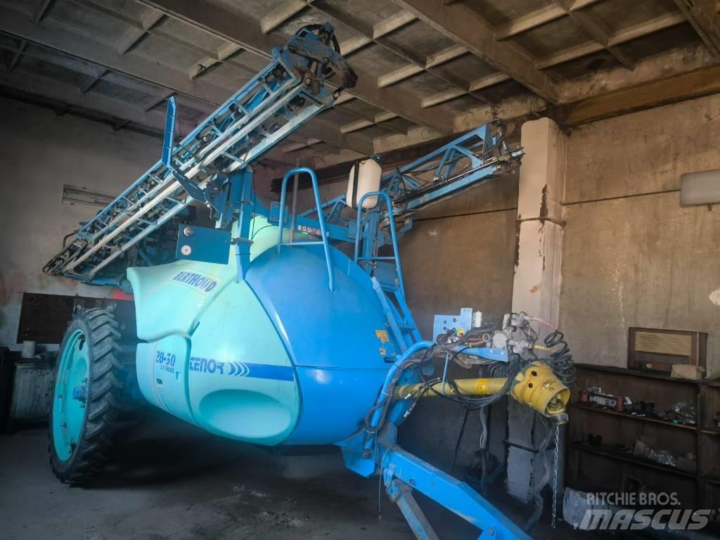 Berthoud Tenor 28-30 Getrokken spuitmachines