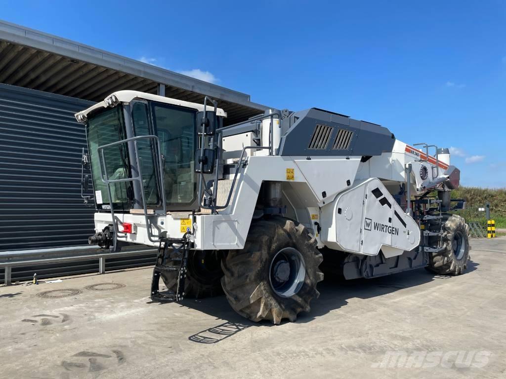 Wirtgen WR 240i Asfalt recyclers