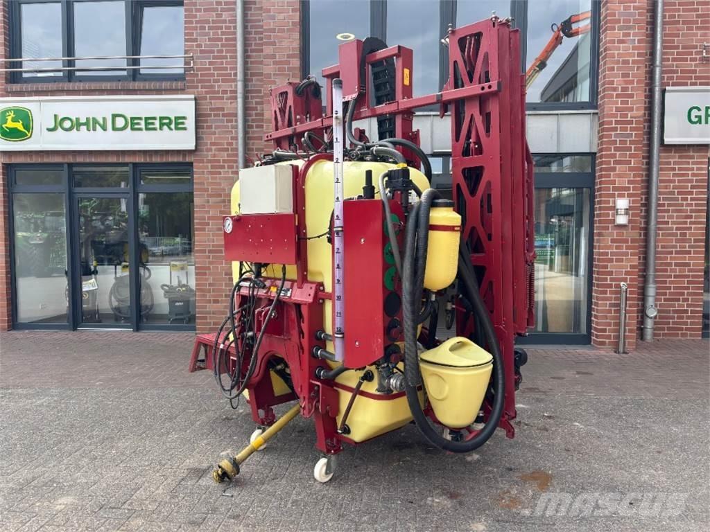 Hardi Master 1200 Getrokken spuitmachines
