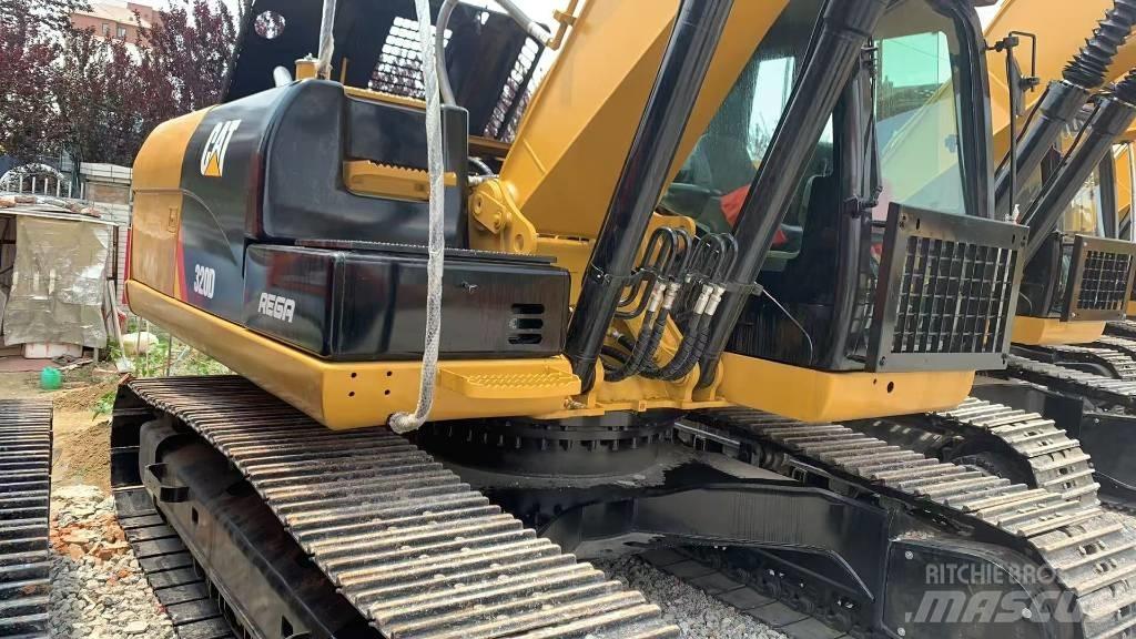 CAT 320 D Rupsgraafmachines