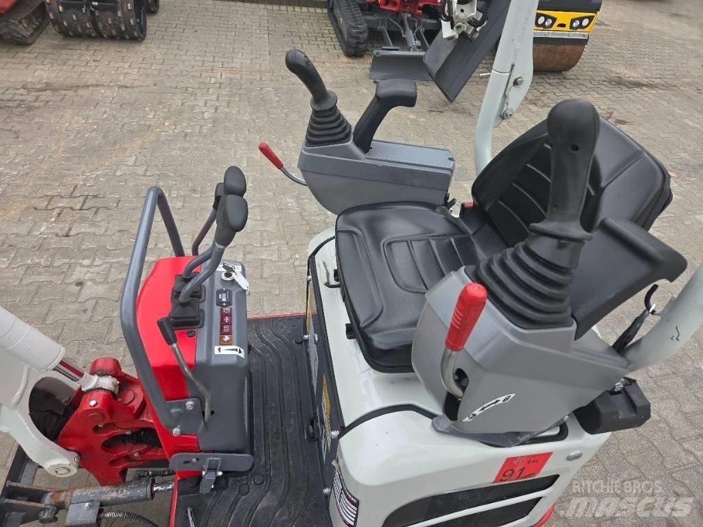 Takeuchi TB 210 R Minigraafmachines < 7t