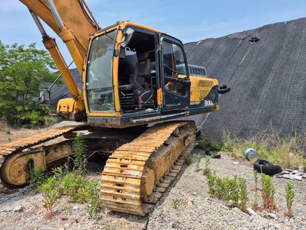 Hyundai Robex 300 LC Rupsgraafmachines