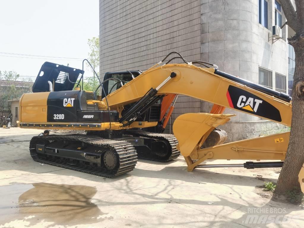 CAT 320 D Rupsgraafmachines