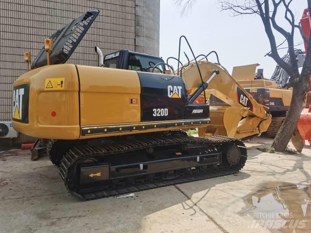 CAT 320 D Rupsgraafmachines