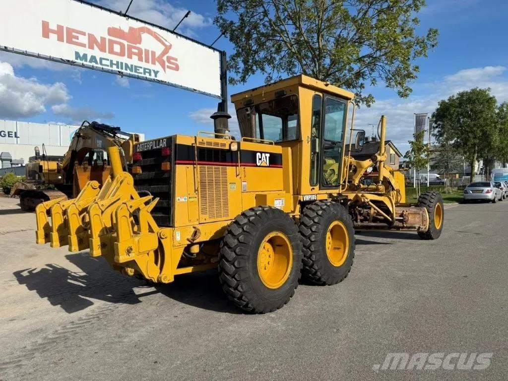 CAT 140H Graders