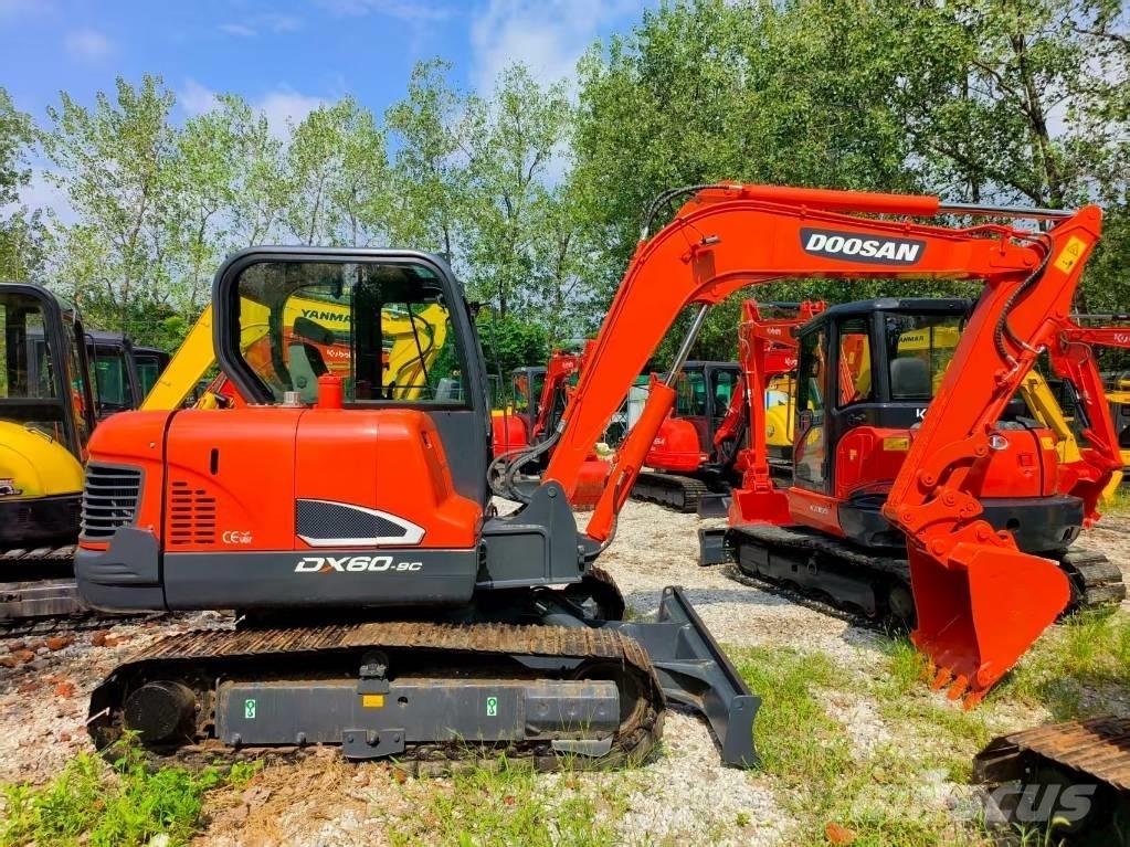 Doosan DX 60 Rupsgraafmachines
