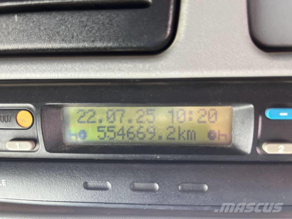 Mercedes-Benz 2041 Trekkers