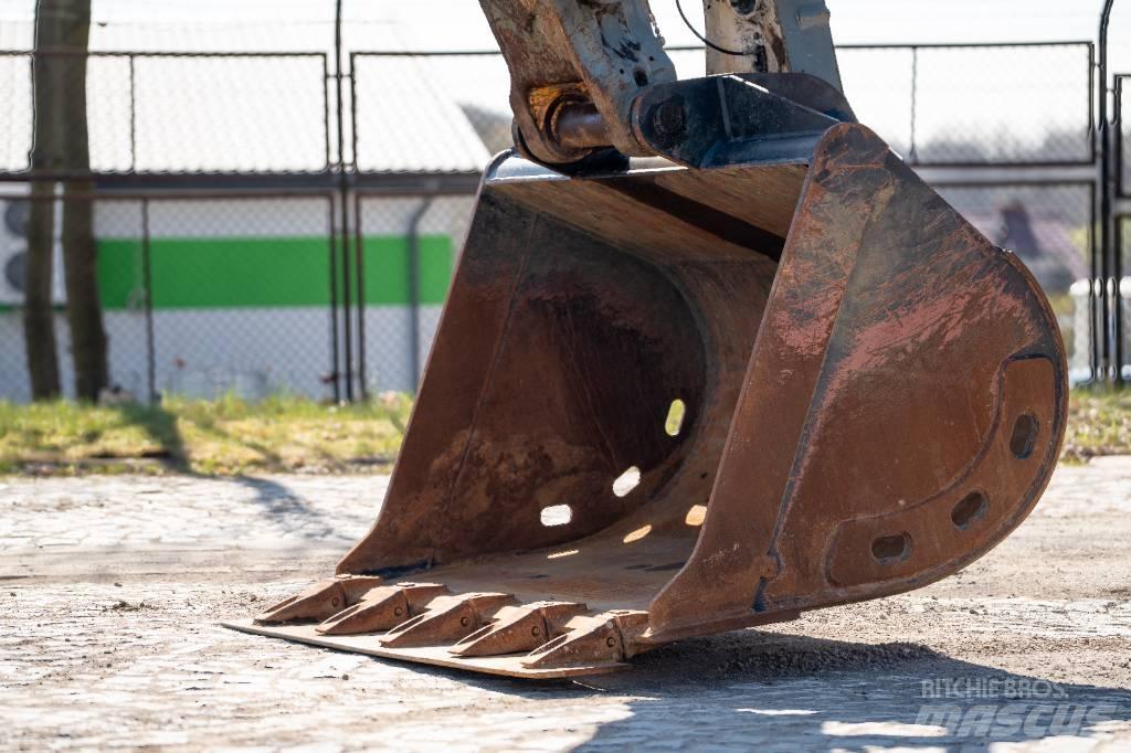 Liebherr R 934 C Rupsgraafmachines