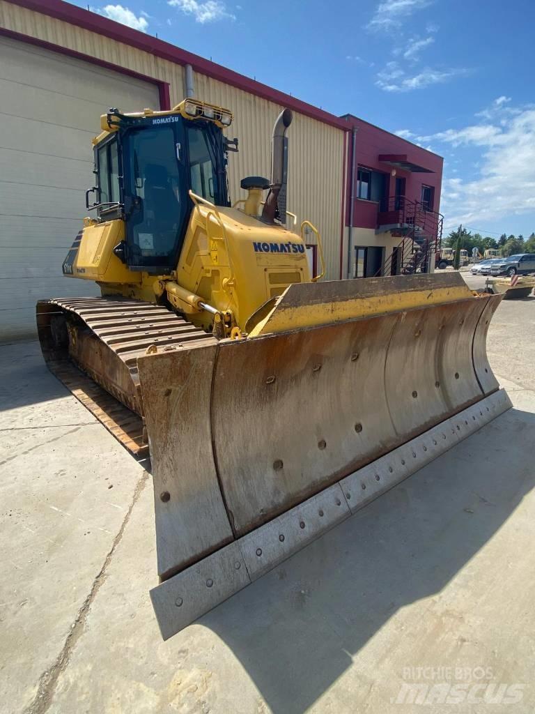 Komatsu D61PX24 Rupsdozers