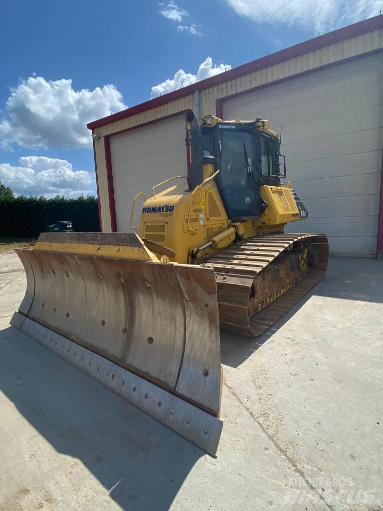 Komatsu D61PX24 Rupsdozers