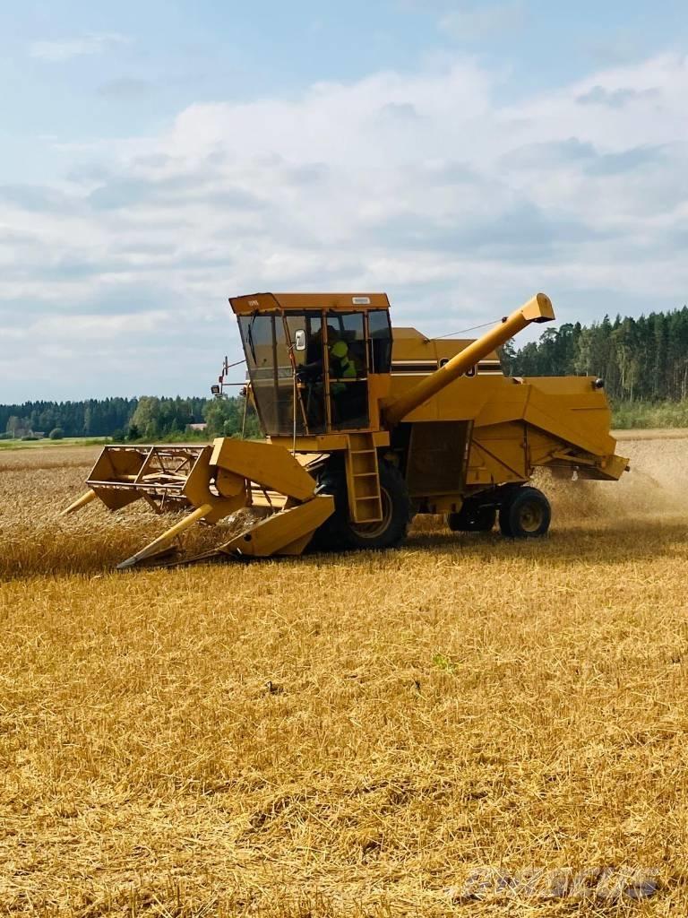 Sampo-Rosenlew 600 Maaidorsmachines