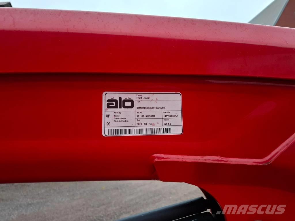 Massey Ferguson 5713 Tractoren