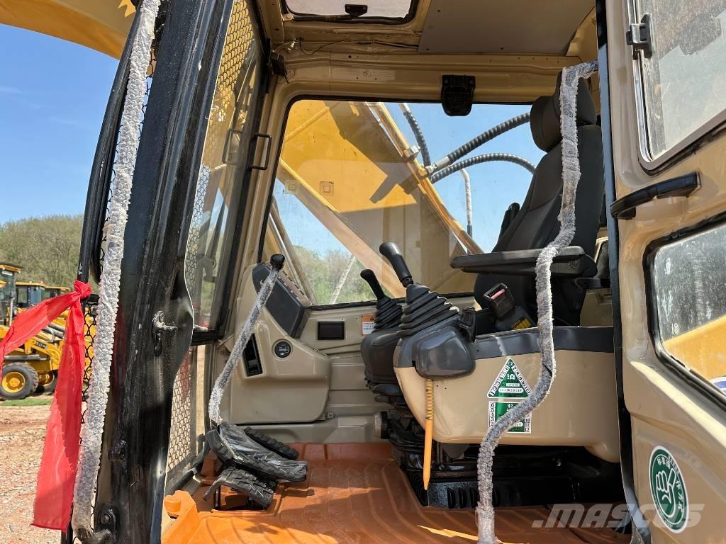 CAT 320 B L Rupsgraafmachines