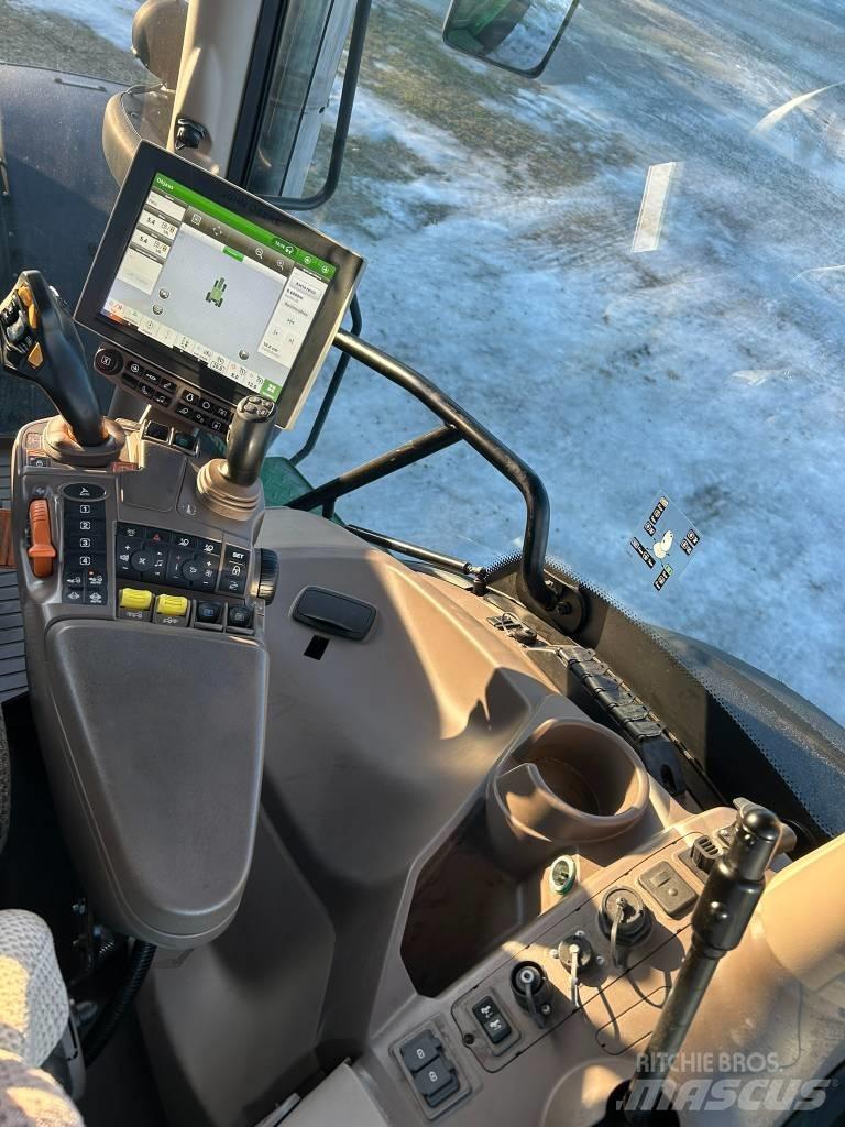 John Deere 6250 R Tractoren