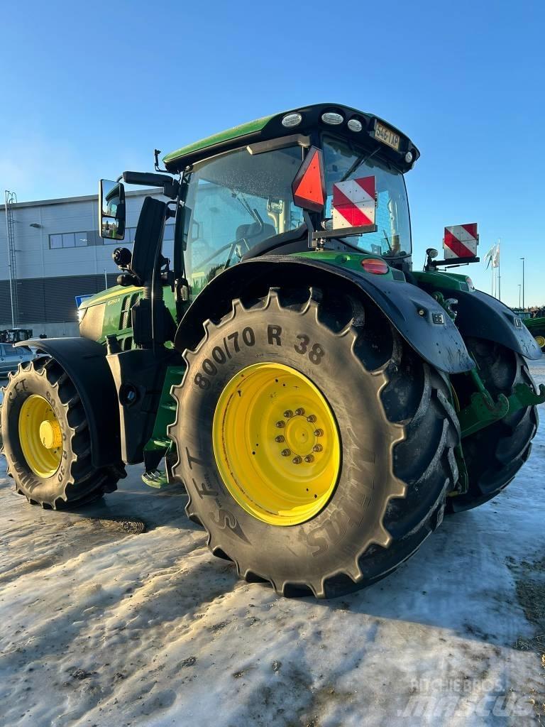 John Deere 6250 R Tractoren