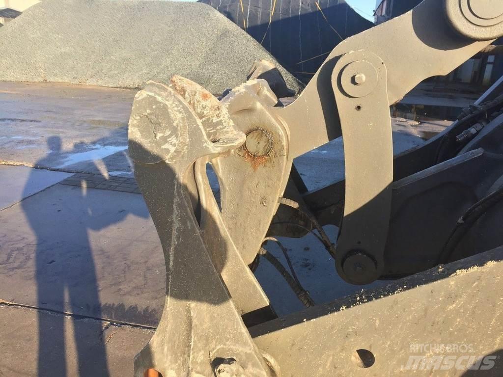 Volvo L 120 F Wielladers