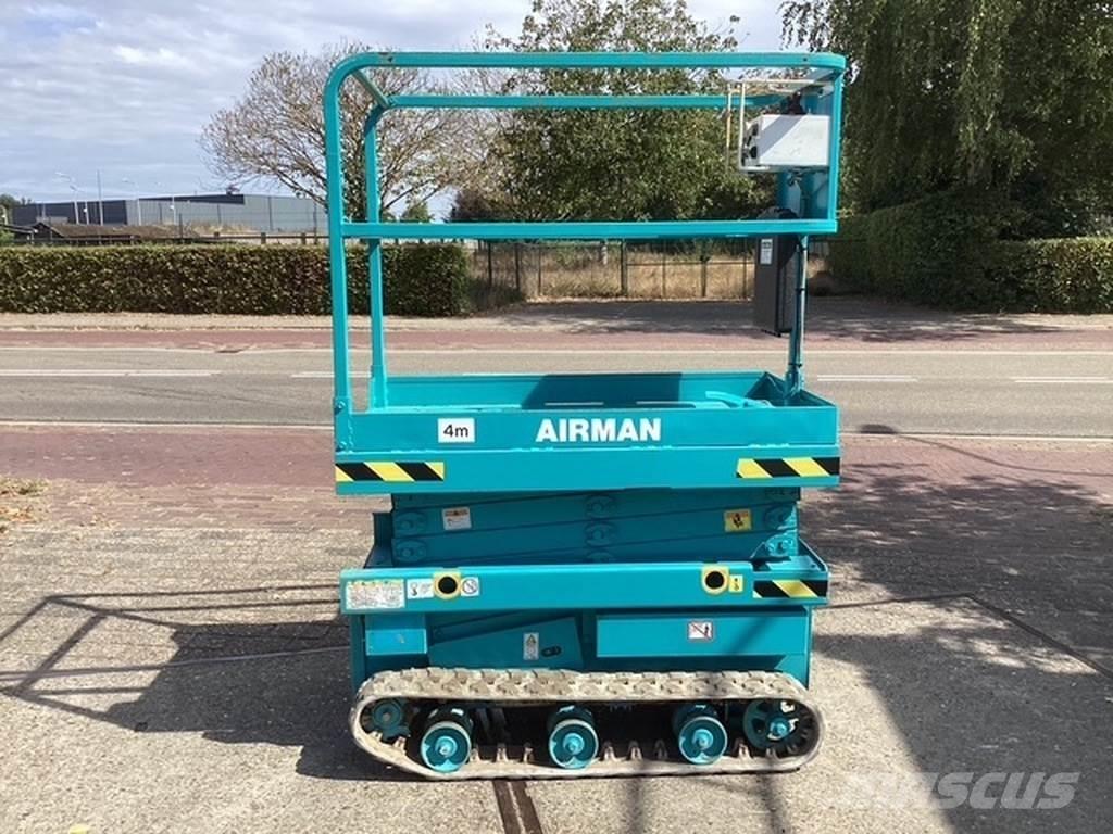Airman Encl.040 Schaarhoogwerkers