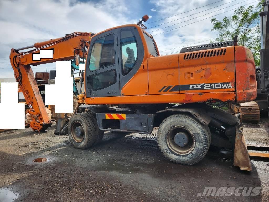 Doosan DX 210WA Wielgraafmachines