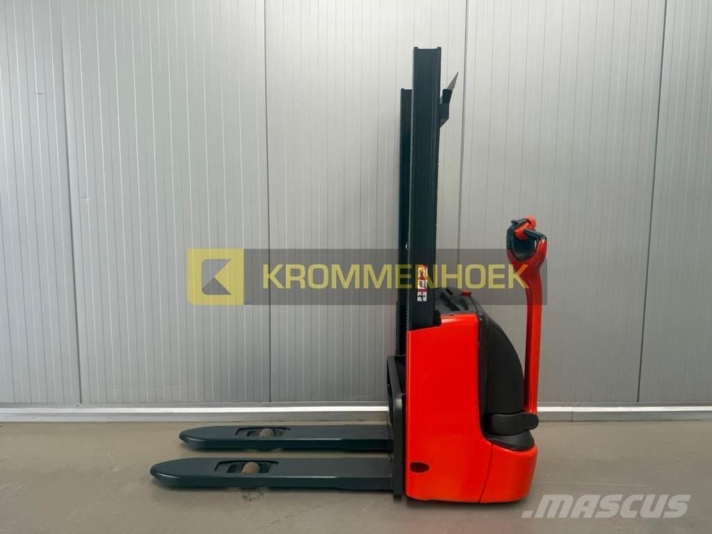 Linde L 10 Meeloop stapelaar