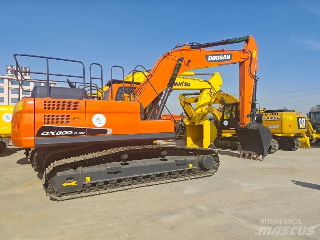 Doosan DX 300 Rupsgraafmachines