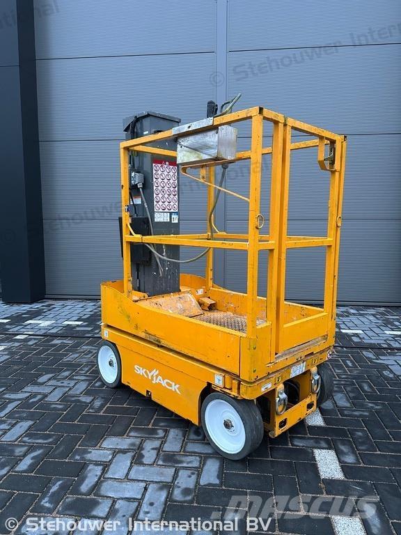 SkyJack SJ12 SJ 12 Andere liften en hoogwerkers