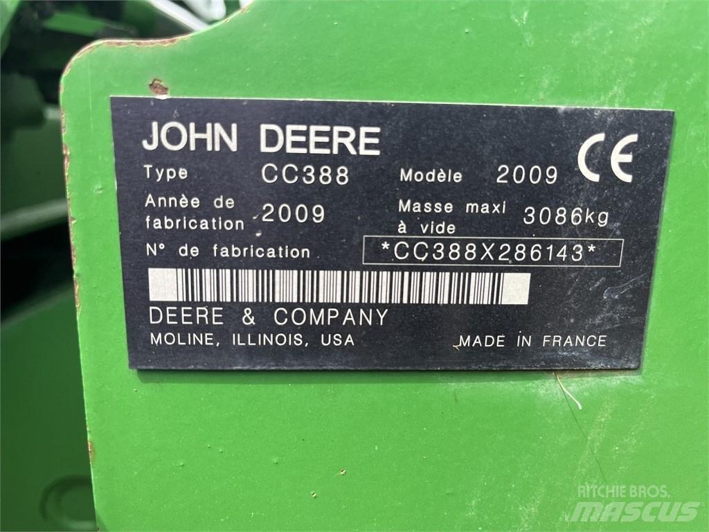 John Deere CC388, Maaikneuzers