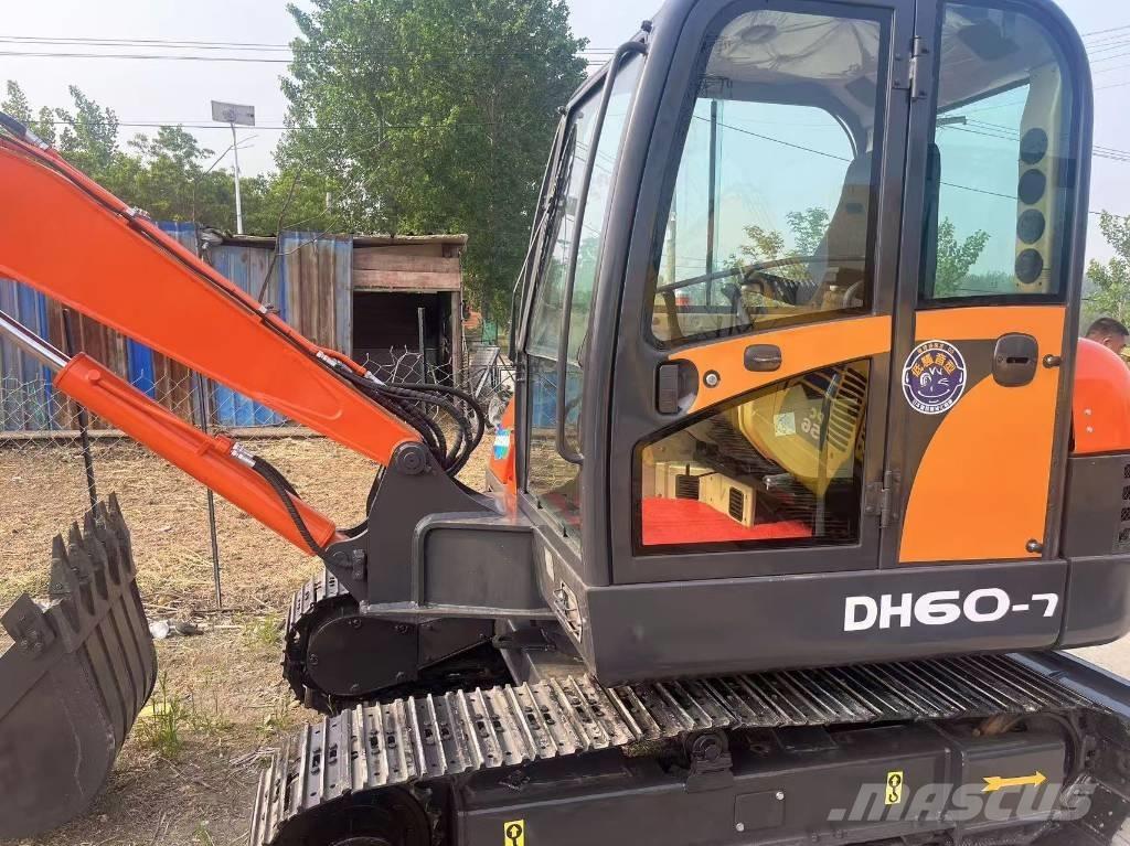 Doosan DH 60 Minigraafmachines < 7t