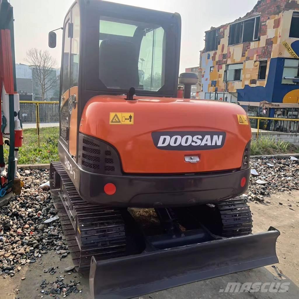 Doosan DH 60 Minigraafmachines < 7t