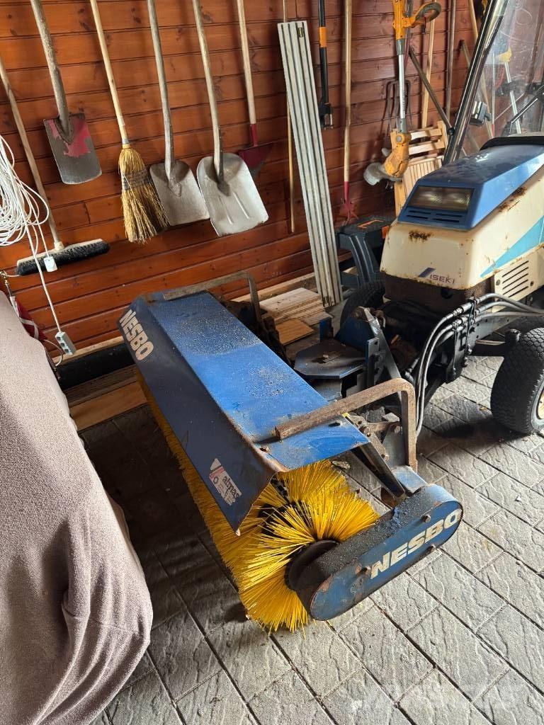 Iseki Hydro Overige wegenonderhoudsmachines