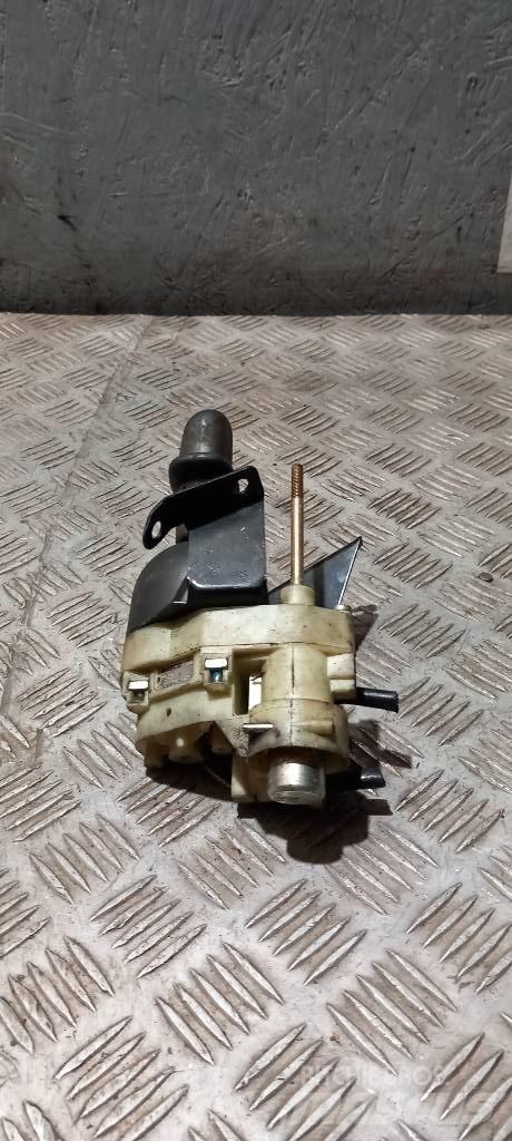 Volvo FH 16    20367933 Cabine en interieur