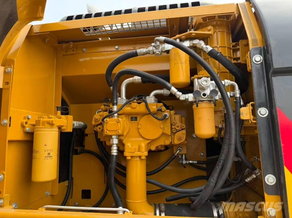 CAT 330 D Rupsgraafmachines