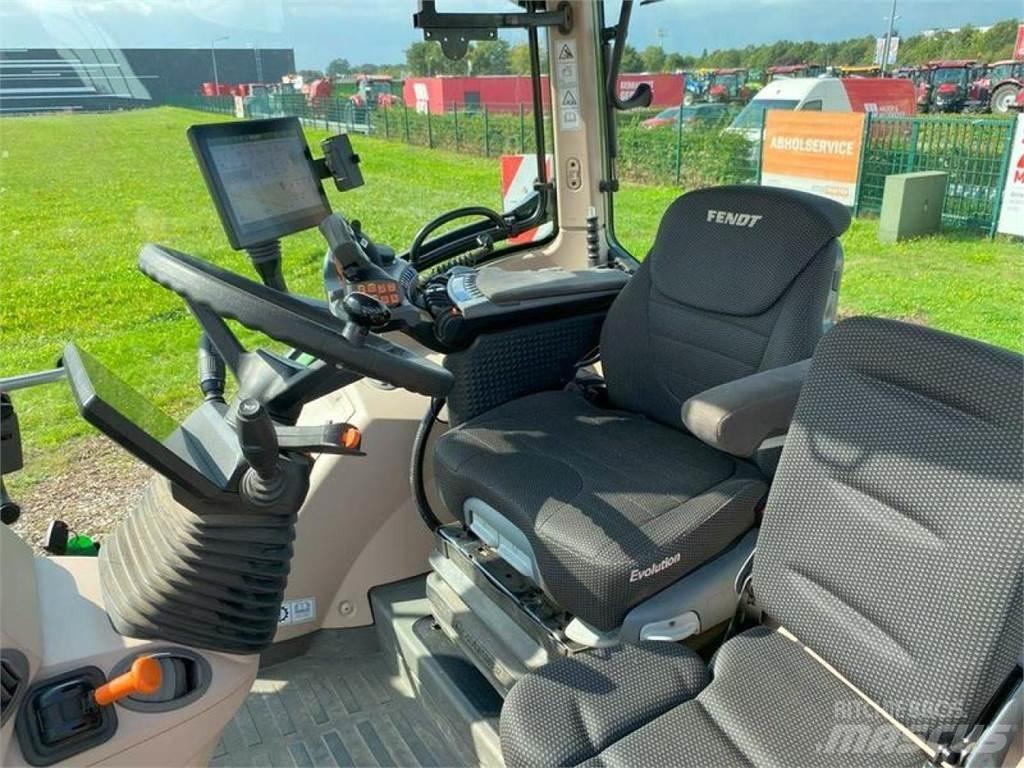 Fendt 724 PROFI+ Tractoren