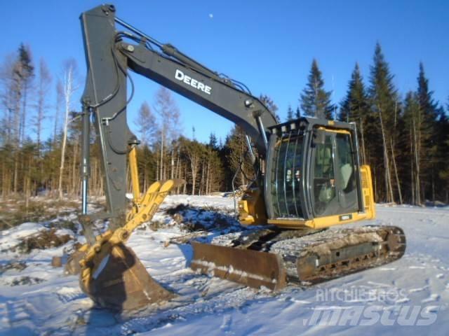 John Deere 135 G Rupsgraafmachines