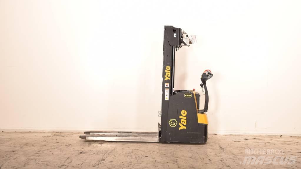 Yale MS20 Meeloop stapelaar