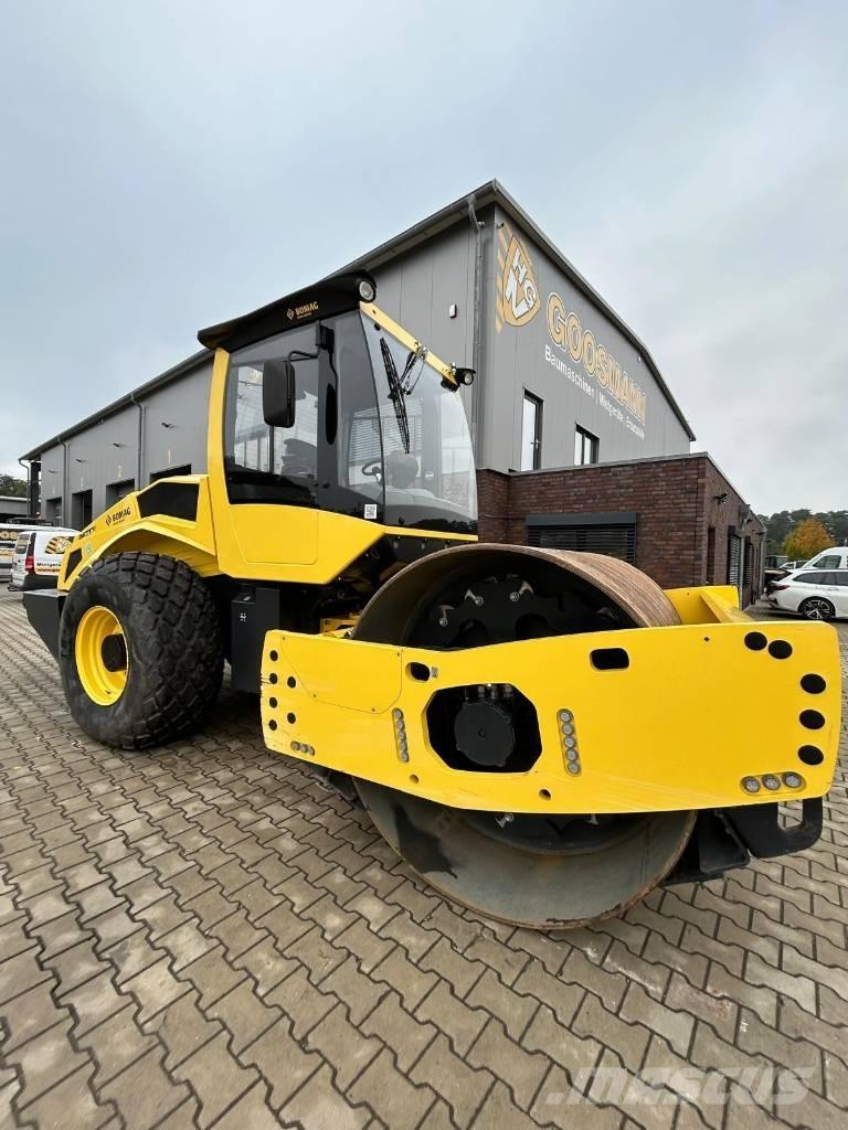 Bomag BW 211 D-5 Trilrolwalsen