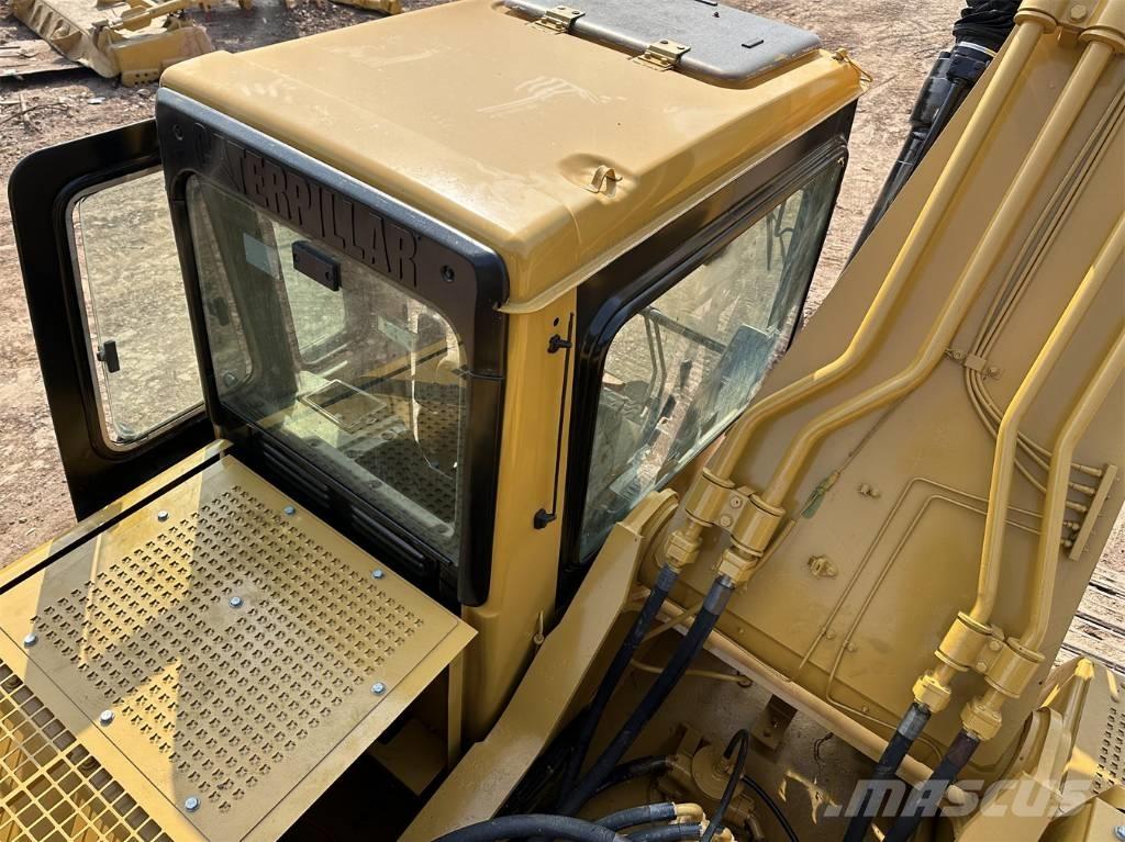 CAT 330 B L Rupsgraafmachines