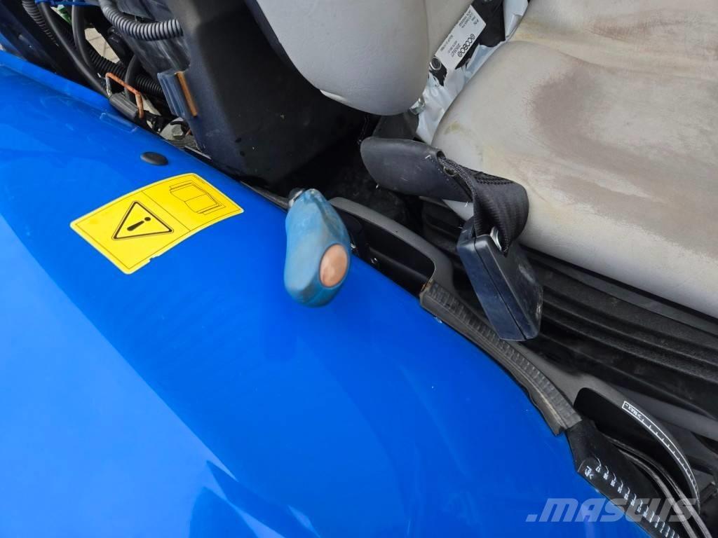 New Holland T 4.75 V Tractoren