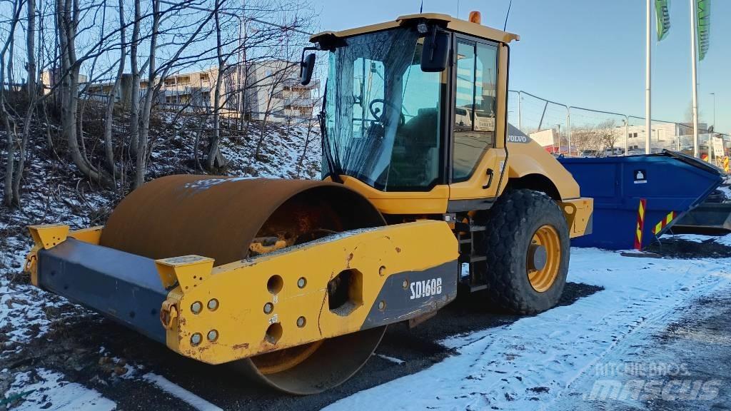 Volvo SD 160 B Bandenwalsen