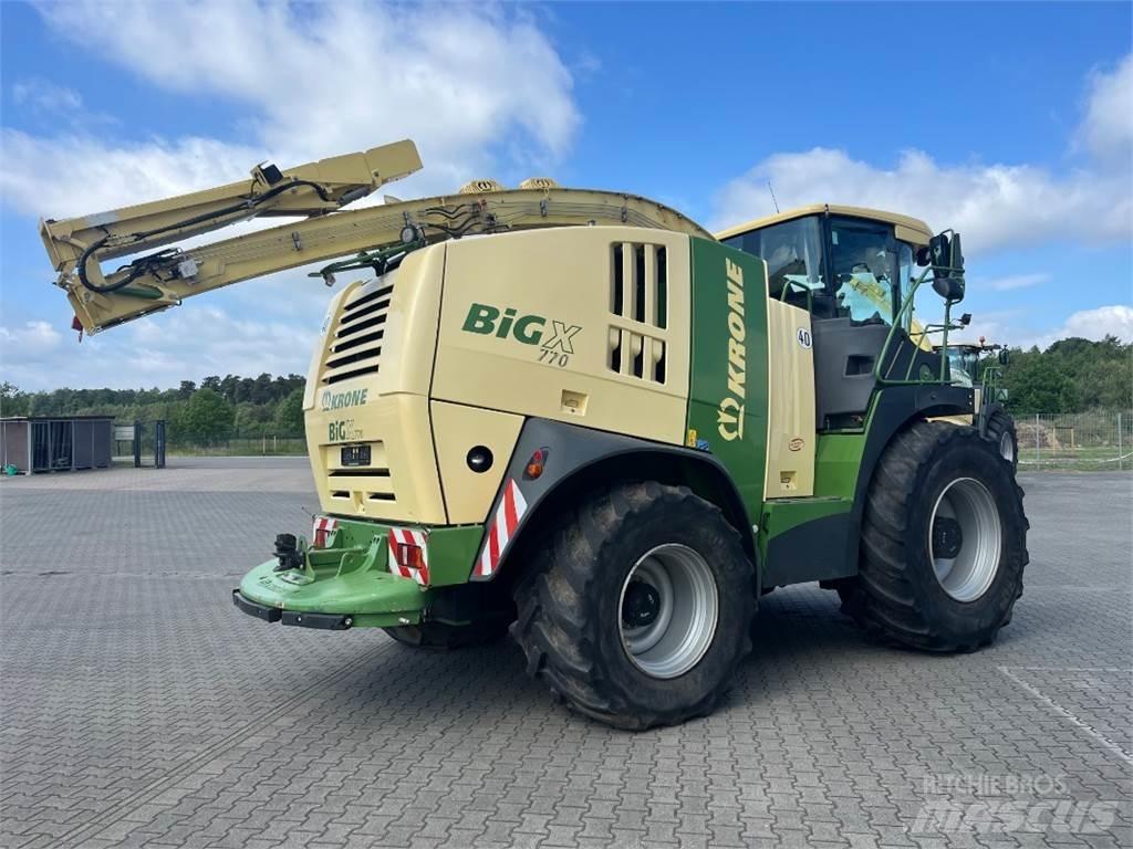 Krone BiG X 770 Getrokken veldhakselaar