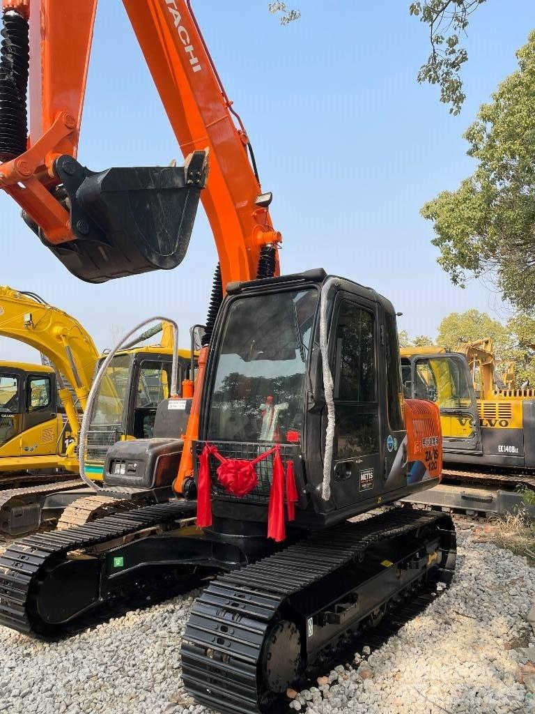 Hitachi 120 Rupsgraafmachines