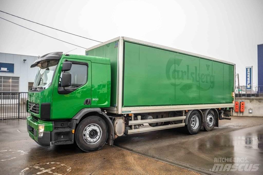 Volvo FE 300 Bakwagens met gesloten opbouw