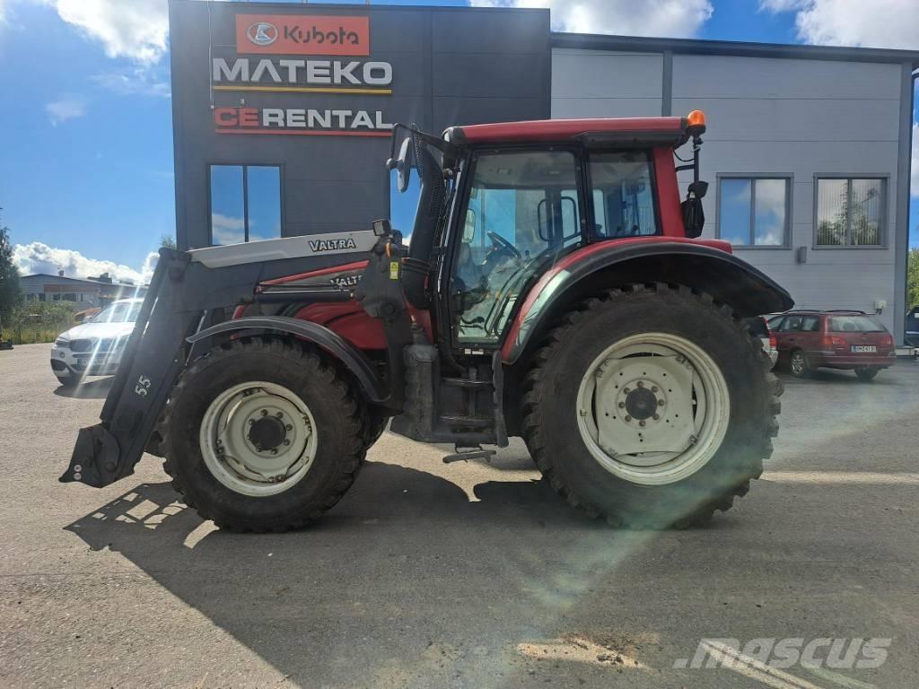 Valtra N 142 Tractoren