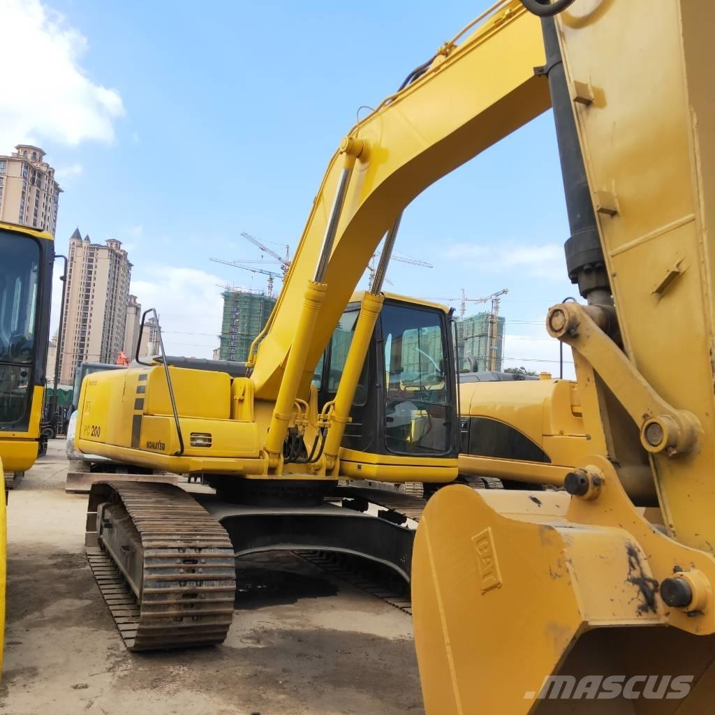 Komatsu PC200-6 Rupsgraafmachines