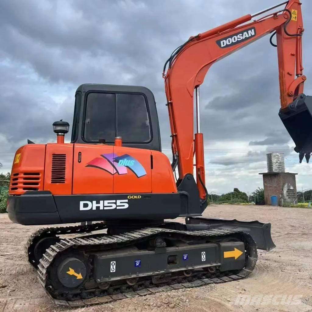 Doosan DH 55 Minigraafmachines < 7t