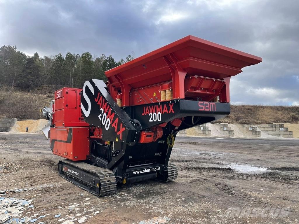 SBM Jawmax 200 Mobile crushers