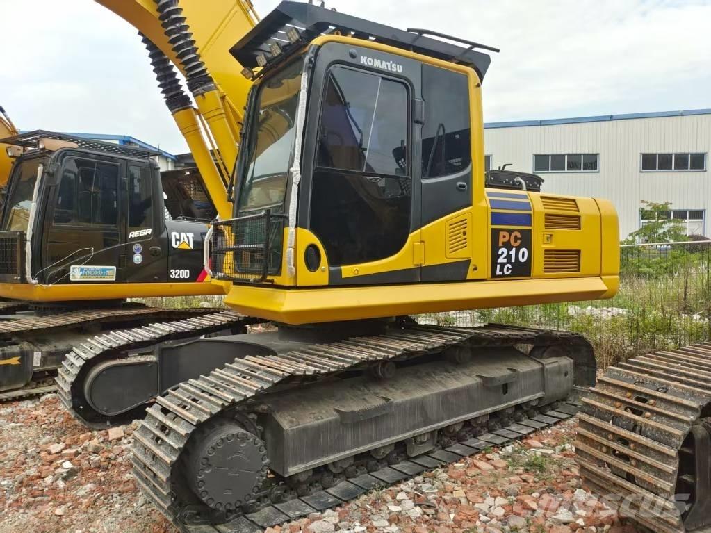Komatsu PC 210 Rupsgraafmachines
