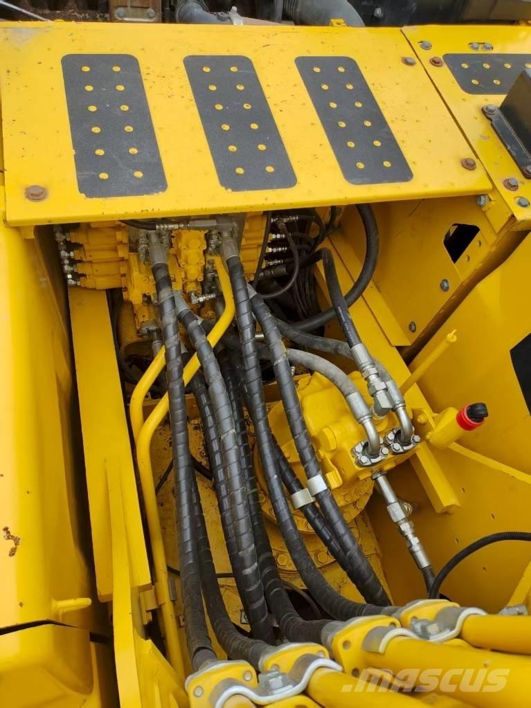 Komatsu PC 210 Rupsgraafmachines