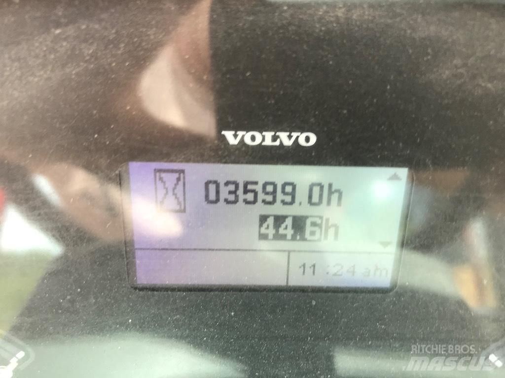 Volvo L 30 G Wielladers